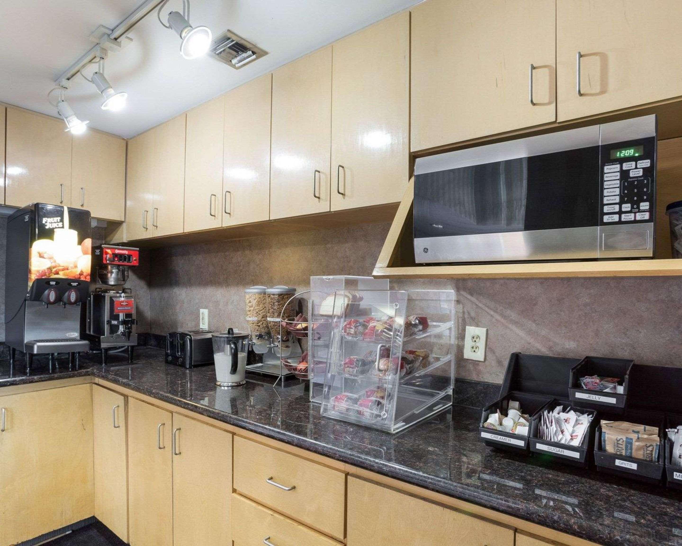 Rodeway Inn & Suites New Orleans Dış mekan fotoğraf